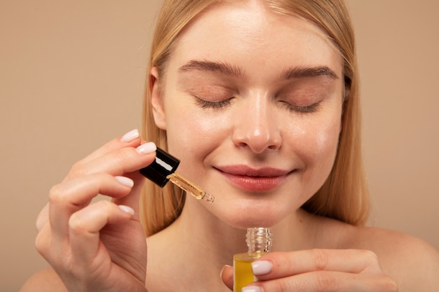 Jak serum z retinolem może odmienić Twoją codzienną pielęgnację skóry?